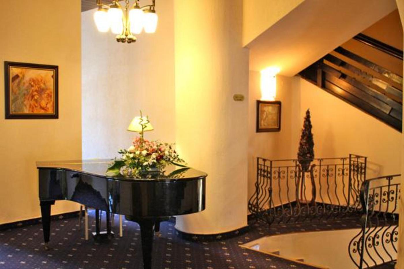 Alpin Aparthotel 2302 Пояна Брашов Екстериор снимка
